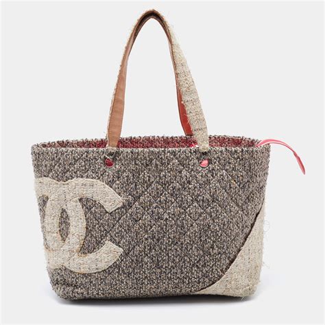 chanel bag woman|sac chanel en ligne.